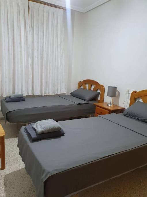 Spanish Style Apartment Near The Beach 托雷维耶哈 外观 照片